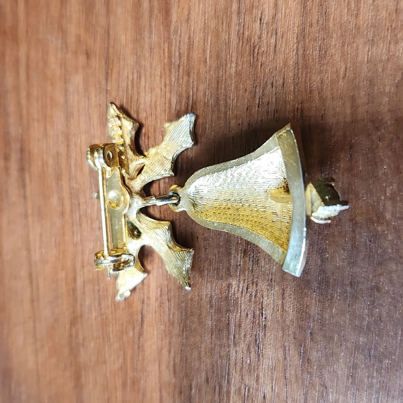 Christmas Brooch Pin Trio - Picture 3 of 9